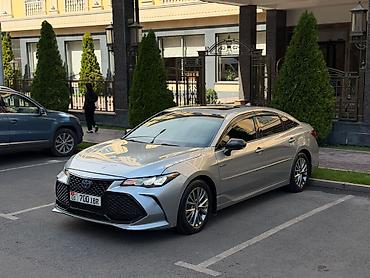 тойота: Toyota Avalon: 2019 г., 2.5 л, Вариатор, Гибрид, Седан — 3