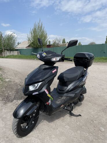 купить двигатель на китайский мотоцикл: Продаю скутер 150 куб без вложений сел поехал состояние хорошая