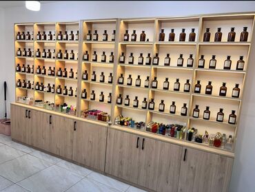 Butkalar, köşklar: Etir biznesi ucun her sey var. 2 aydi alinib yer deyisdiyine gore