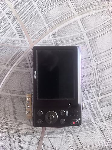 компьютер на запчасти: Nikon Coolpix S3300 fotoaparatı satılır. Yanında 4 GB SanDisk yaddaş — 2