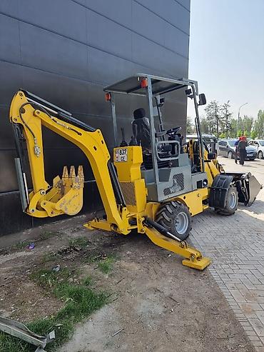 Погрузчики: Погрузчик, 2024 г., Колесный — 15