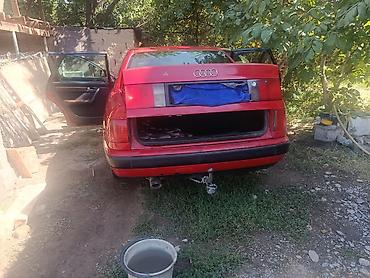 магнитафон кассетный: Audi 100: 1992 г., 2.3 л, Механика, Бензин, Седан — 3