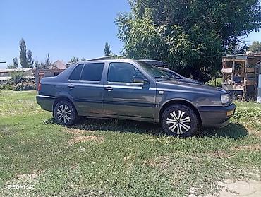 changan 2025: Volkswagen Vento: 1992 г., 1.8 л, Механика, Бензин, Седан — 4