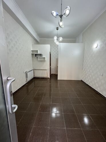 Uzunmüddətli kirayə mənzillər: 9-cu Mikrarayon 18 Mərtəbəli Yaşayış Kompleksinin 1-ci Mərtəbəsində