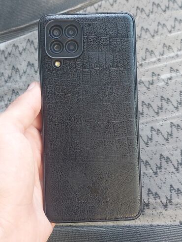 телефон fly black: Samsung Galaxy A22, 128 ГБ, цвет - Черный, Отпечаток пальца, Две SIM карты, Face ID