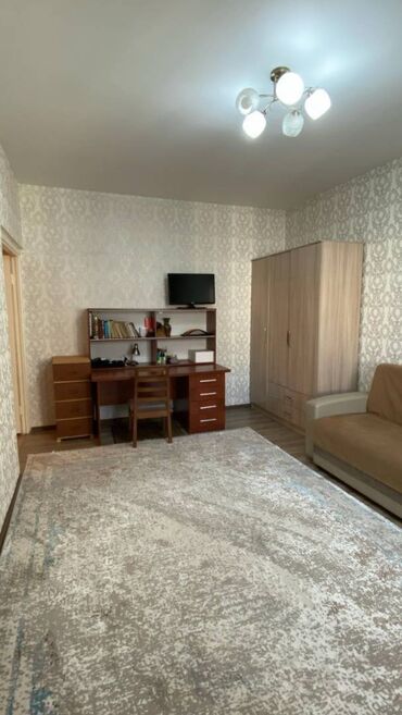 квартира в 6 мкр: 1 комната, 35 м², 105 серия, 6 этаж, Евроремонт
