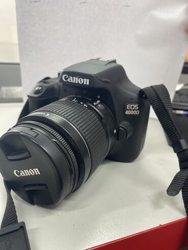 Фотоаппараты: Продается фотоаппарат б/у, canon 4000d