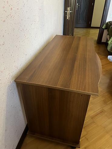 3 d rucka: Düz masa, Polkalı, Siyirməli, Teksturalı laminat — 3