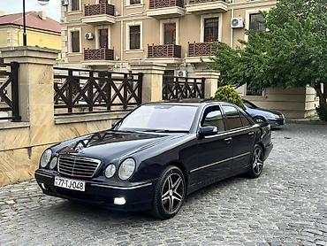 320: Mercedes-Benz E 320: 3.2 l | Sedan — 1