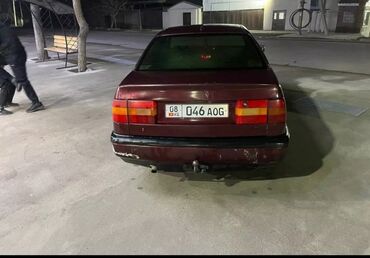 тико сатам: Volkswagen Passat: 1994 г., 2 л, Механика, Бензин, Седан