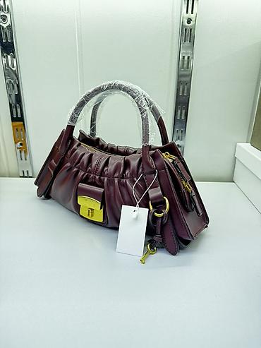 мужские кожаные барсетки бишкек: Классическая сумка, Marc Jacobs, Материал: Экокожа, Застежка на молнии, Женские, Новый — 2