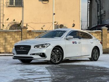 Hyundai: Продается Hyundai Grandeur 2019 года в белом цвете с газовым