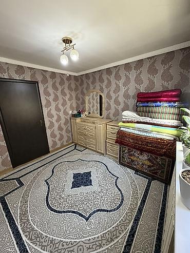 Продажа квартир: 5 и более комнат, 70 м², 1 этаж — 5