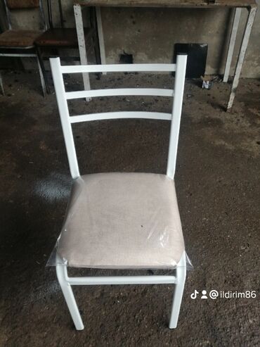 Stullar: 13manatdan başlayır. Fabrikdən satiş. 30manata qədər. Rəng secimi — 26