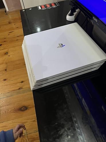 playstation 3 oyunları: Playstation 4 pro 1 tr yaddas ela veziyetdedi temirde olmayib 2 pult — 2