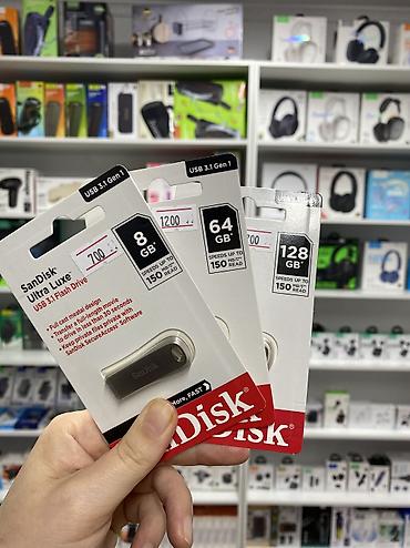 Флеш-накопители SanDisk Ultra Luxe - Интерфейс: USB 3.1 Gen 1