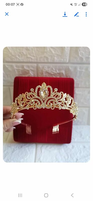 trake za kosu h: Versace, Set: Crown, Material: Cubic zirconia, Stainless steel