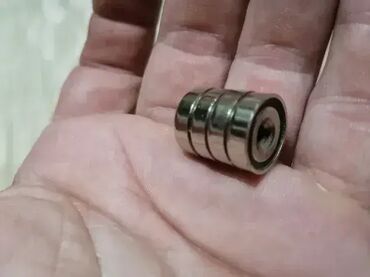 Lov i ribolov: Cena magneta je po komadu i u milimetrima. Magneti kod mene su samo — 5