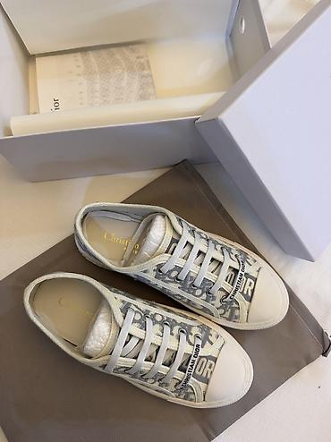 kaneç: Dior, Ölçü: 36, rəng - Boz, Yeni — 6