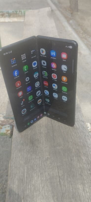 Samsung Galaxy S22 Ultra, rəng - Qara