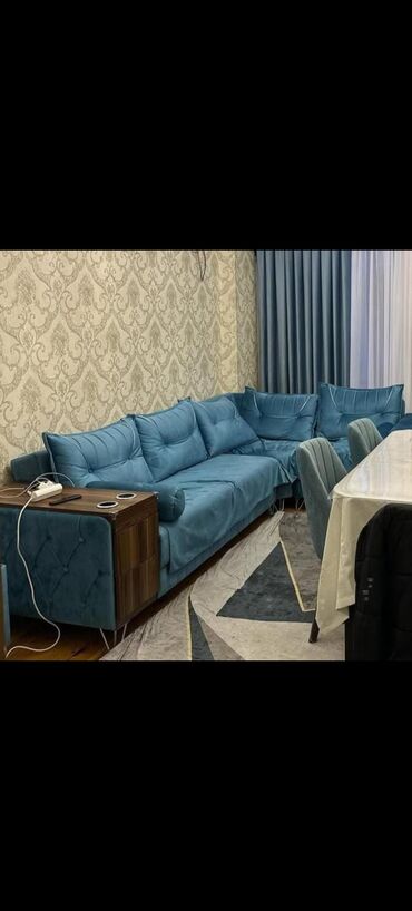 купить живую елку в баку: Künc divan 550azn satilir. Kitab kimi açılır yatağ olur