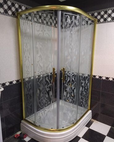 Duş kabinaları, arakəsmələr: Yeni Arakəsmə, Pulsuz çatdırılma — 26
