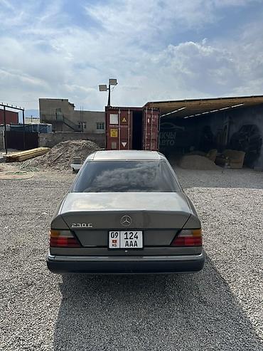 mercedesbenz: Mercedes-Benz W124: 1991 г., 2.3 л, Механика, Бензин, Седан — 4