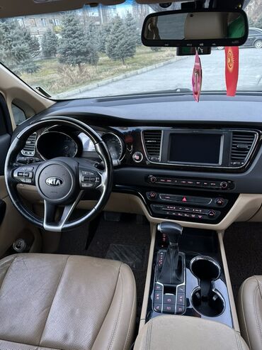 Kia: Kia Carnival: 2018 г., 2.2 л, Автомат, Дизель, Минивэн — 7