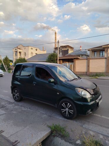 Toyota: Toyota Funcargo: 2000 г., 1.3 л, Автомат, Бензин, Минивэн