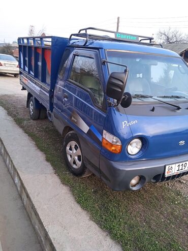 Hyundai: Hyundai Porter: 2003 г., 2.6 л, Механика, Дизель, Бус