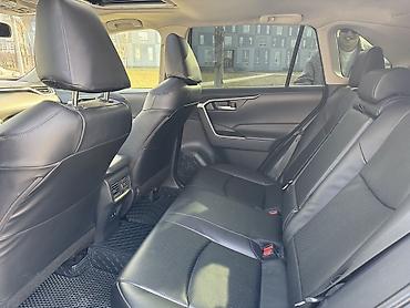 обмен рассмотрим: Toyota RAV4: 2019 г., 2.5 л, Автомат, Бензин, Внедорожник — 5