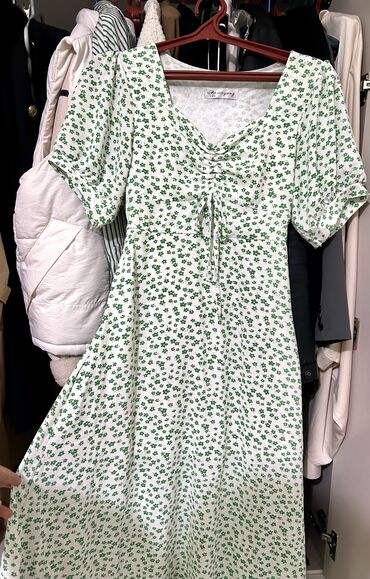 бархатное зеленое платье: Повседневное платье, Лето, Длинная модель, Прямое