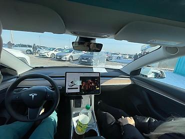 model y: Tesla Model 3: 2021 г., Автомат, Электромобиль, Седан — 7