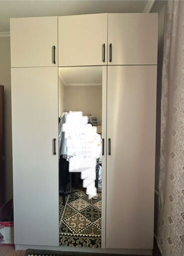 горячий пистолет: Шкаф для одежды, Новый, Прямой, Дерево