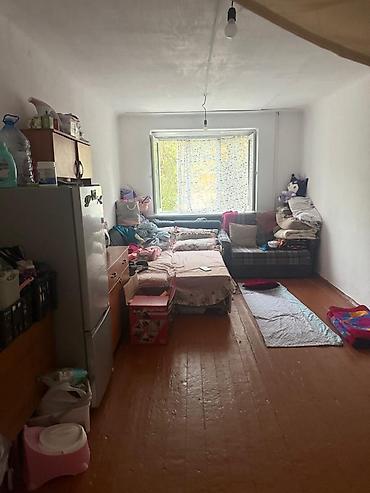52: 1 комната, 18 м², 5 мкр Общежитие, 2 этаж, Старый ремонт — 5