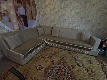 Divanlar: L formalı künc divan - Rəng: açıq bej/krem tonlarında, naxışlı parça — 1