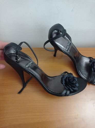 Туфли: Туфли,сапоги
кожа,замша
Италия, Испания, Турция — 20