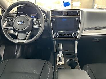 space gear: Subaru Legacy: 2019 г., Седан — 7