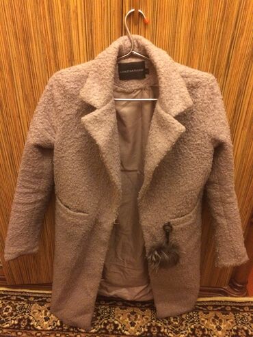 женское пальто на синтепоне: Пальто S (EU 36), M (EU 38), цвет - Розовый