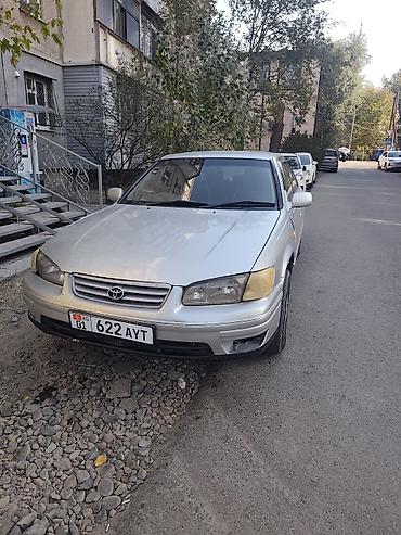 highlander 2: Toyota Camry: 2000 г., 2.2 л, Автомат, Газ, Седан — 3