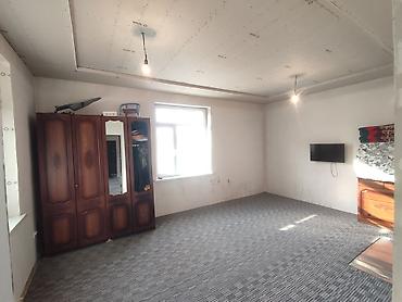 Продажа барачных домов: Ишкаванда Ак завод 38 сатылат квартирага алмашуу жолу бар ГАЗ СУУ СВЕТ — 10