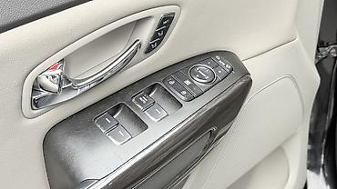 Kia: Kia Carnival: 2017 г., 2.2 л, Автомат, Дизель, Минивэн — 10