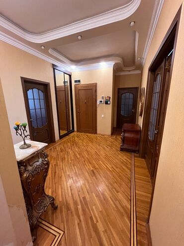 Yeni tikili: 4 otaqlı, Yeni tikili, 150 kv. m -da lalafo.az — 17 Yeni tikili: 4 otaqlı, Yeni tikili, 150 kv. m — 17