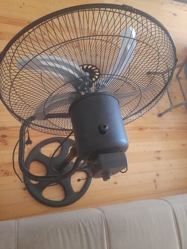 телефоны бу: Ventilyator Yeni, Döşəməüstü, Pərli, Kredit yoxdur, Ünvandan götürmə