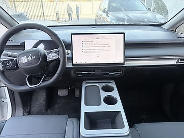 x 7: BYD : 2026 г., Электромобиль, Кроссовер — 5