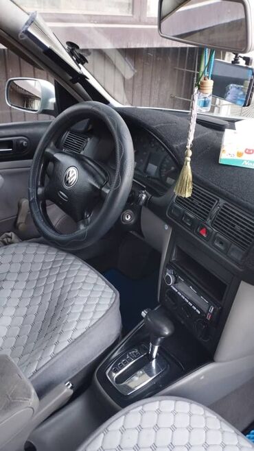 рейка гольф: Volkswagen Golf: 2000 г., 1.6 л, Автомат, Бензин, Хэтчбэк