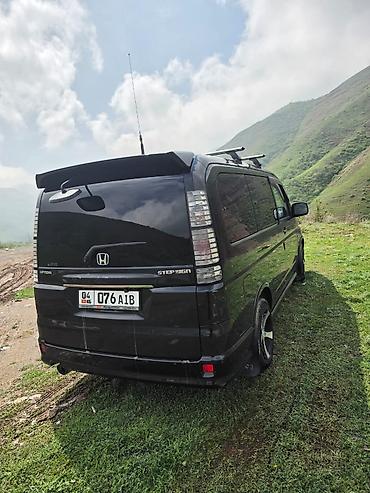 sprinter 4 4: Honda Stepwgn: 2003 г., 2 л, Автомат, Газ, Минивэн — 3