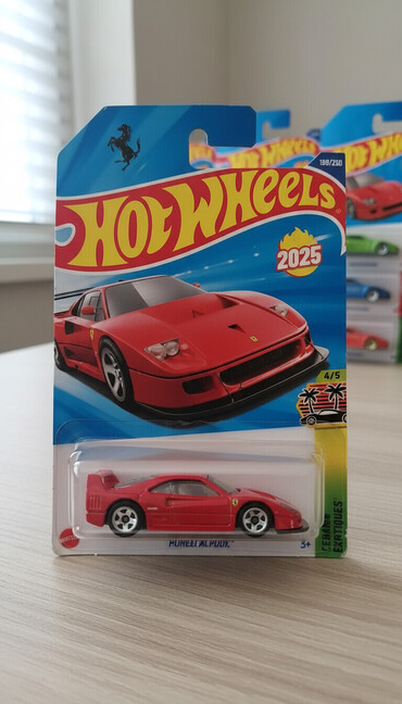 Avtomobil modelləri: - Brend: Hot Wheels (Mattel) - Ölçü: 1:64 miqyas feraari f40. 20 — 1