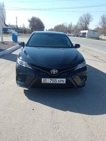 Toyota Camry: 2018 г., 2.5 л, Автомат, Бензин, Седан