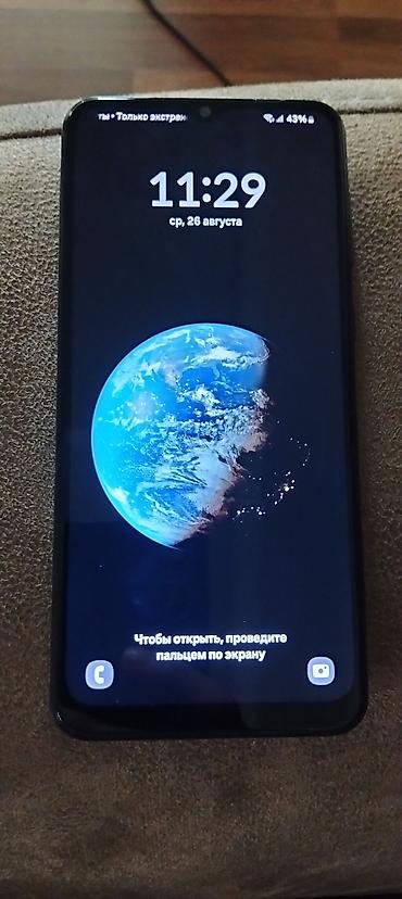 купить компютер бу: Samsung Galaxy A04, 32 ГБ, цвет - Черный, Две SIM карты — 3